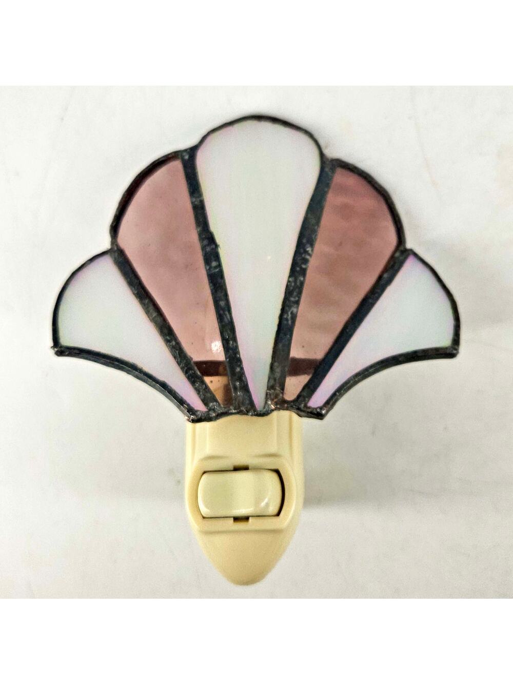 Vintage pink white seashell clam shell stained glass plug in night light